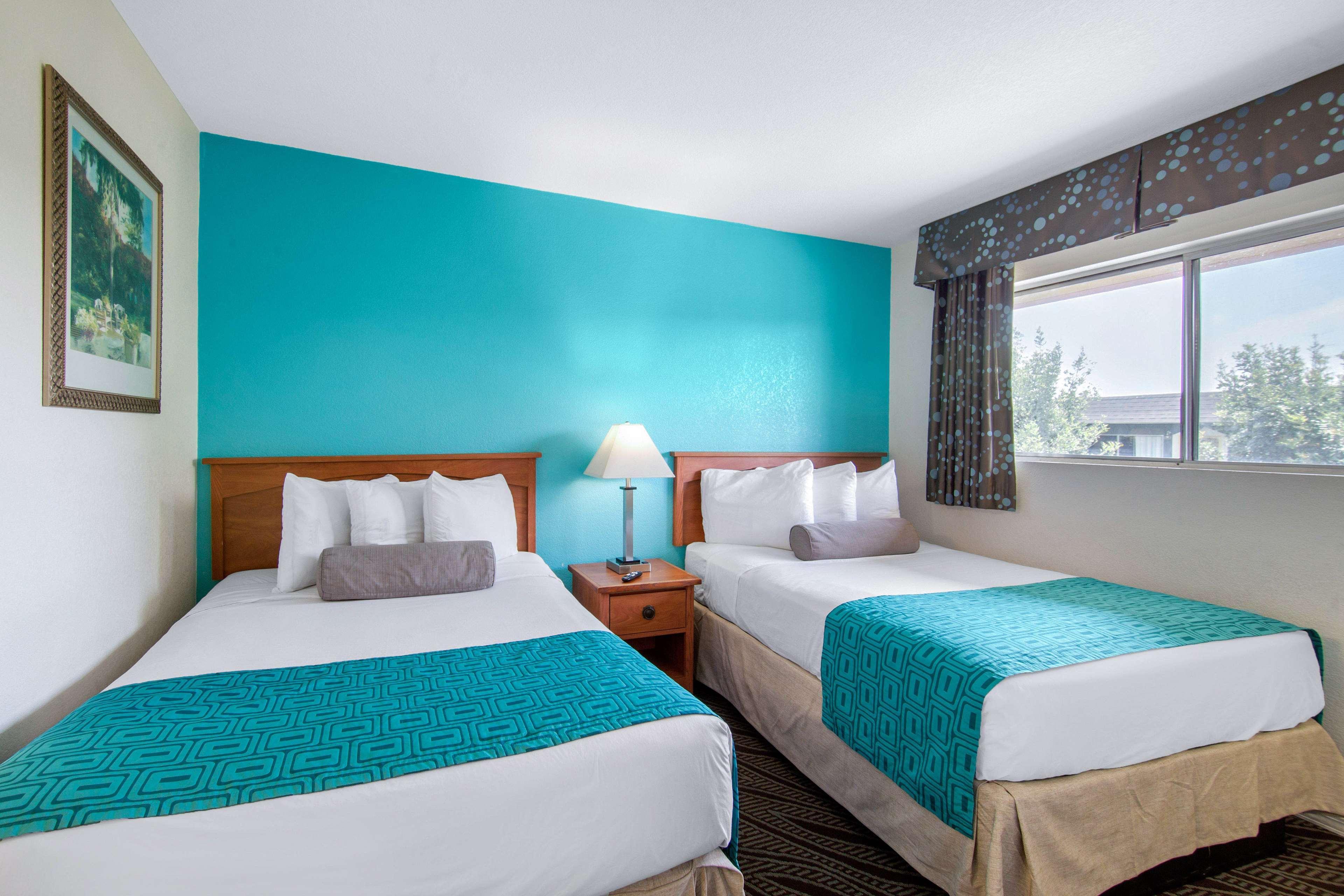 Howard Johnson By Wyndham San Diego Bayfront 2* Chula Vista