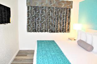 Hotel Howard Johnson By Wyndham San Diego Bayfront Chula Vista