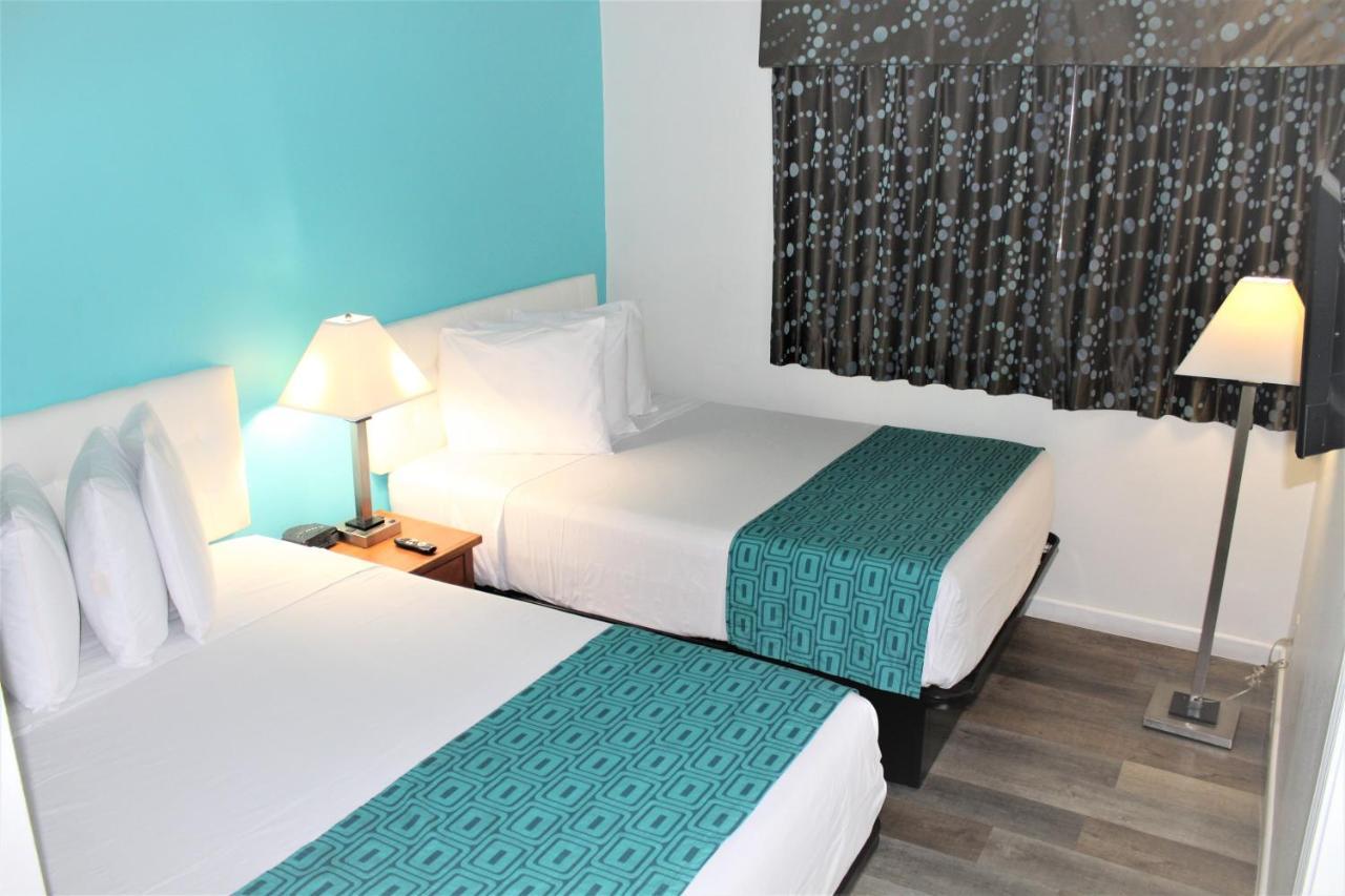 Howard Johnson By Wyndham San Diego Bayfront Hotel Chula Vista
